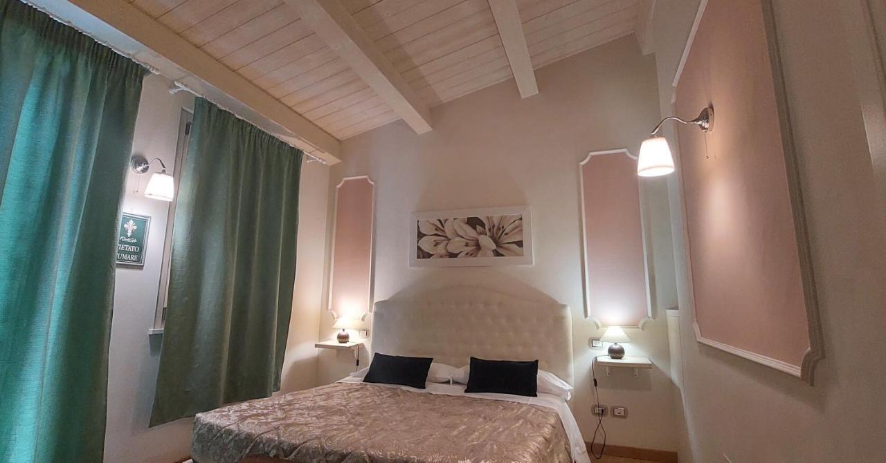포르토 산텔피디오 Il Piccolo Giglio B&B 외부 사진