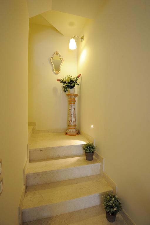 포르토 산텔피디오 Il Piccolo Giglio B&B 외부 사진